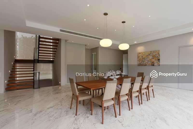 Prop-GPT: Detached: D10 Holland *A Brand New Exclusive! Be Amazed by this beauty!*