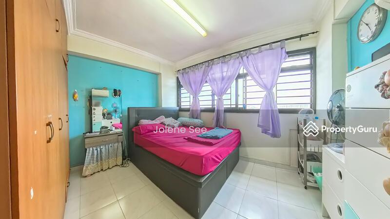 HDB Flat for Sale: D12, 330056