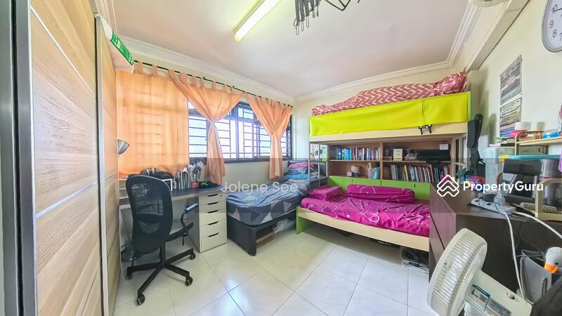 HDB Flat for Sale: D12, 330056