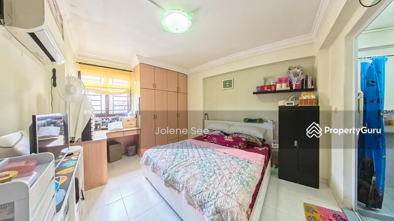 HDB Flat for Sale: D12, 330056
