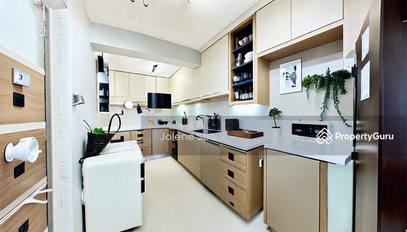 HDB Flat for Sale: D12, 330056