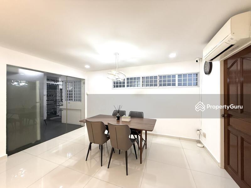 HDB Flat for Sale, 614 Yishun Street 61, SGD 850,000 | 99-year lease