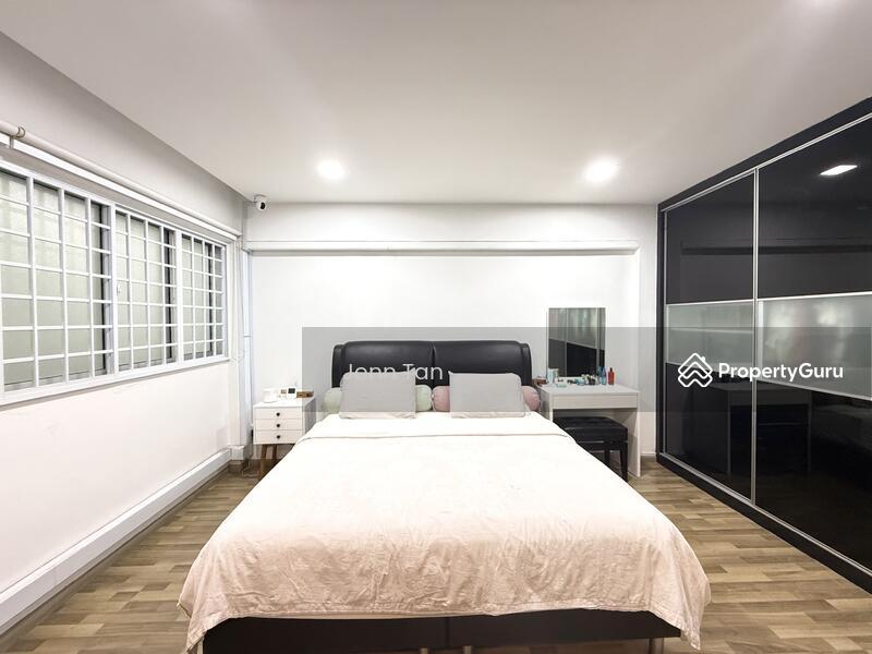 HDB Flat for Sale, 614 Yishun Street 61, SGD 850,000 | 99-year lease