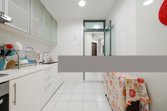 Apartment for Sale, Watermark Robertson Quay Apartment For Sale, $4,000,000, 4 Bed 4 Bath 1,884 sqft $2,123.00 psf, SGD 4,000,000 | Freehold