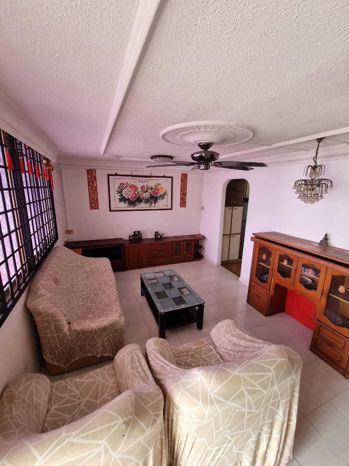 124 Bedok Reservoir Road HDB Apartment For Sale, $630,000, 3 Bed 2 Bath 904 sqft $697.00 psf