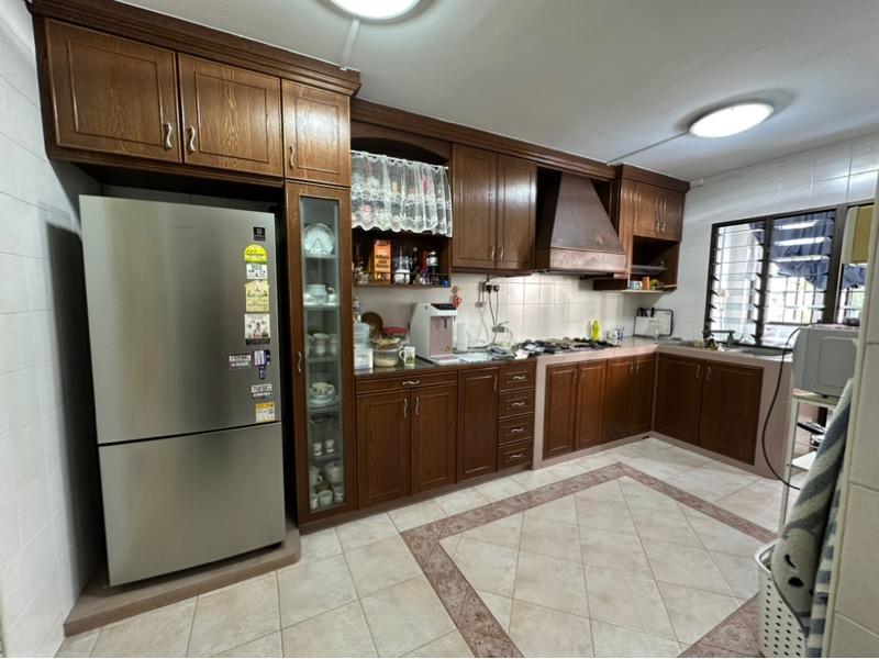 206A Compassvale lane HDB Apartment For Sale, $728,000, 3 Bed 2 Bath 1,313 sqft $554.00 psf