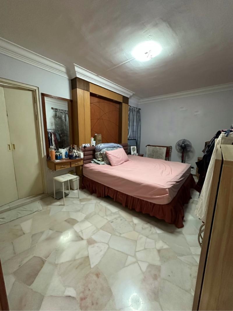 206A Compassvale lane HDB Apartment For Sale, $728,000, 3 Bed 2 Bath 1,313 sqft $554.00 psf