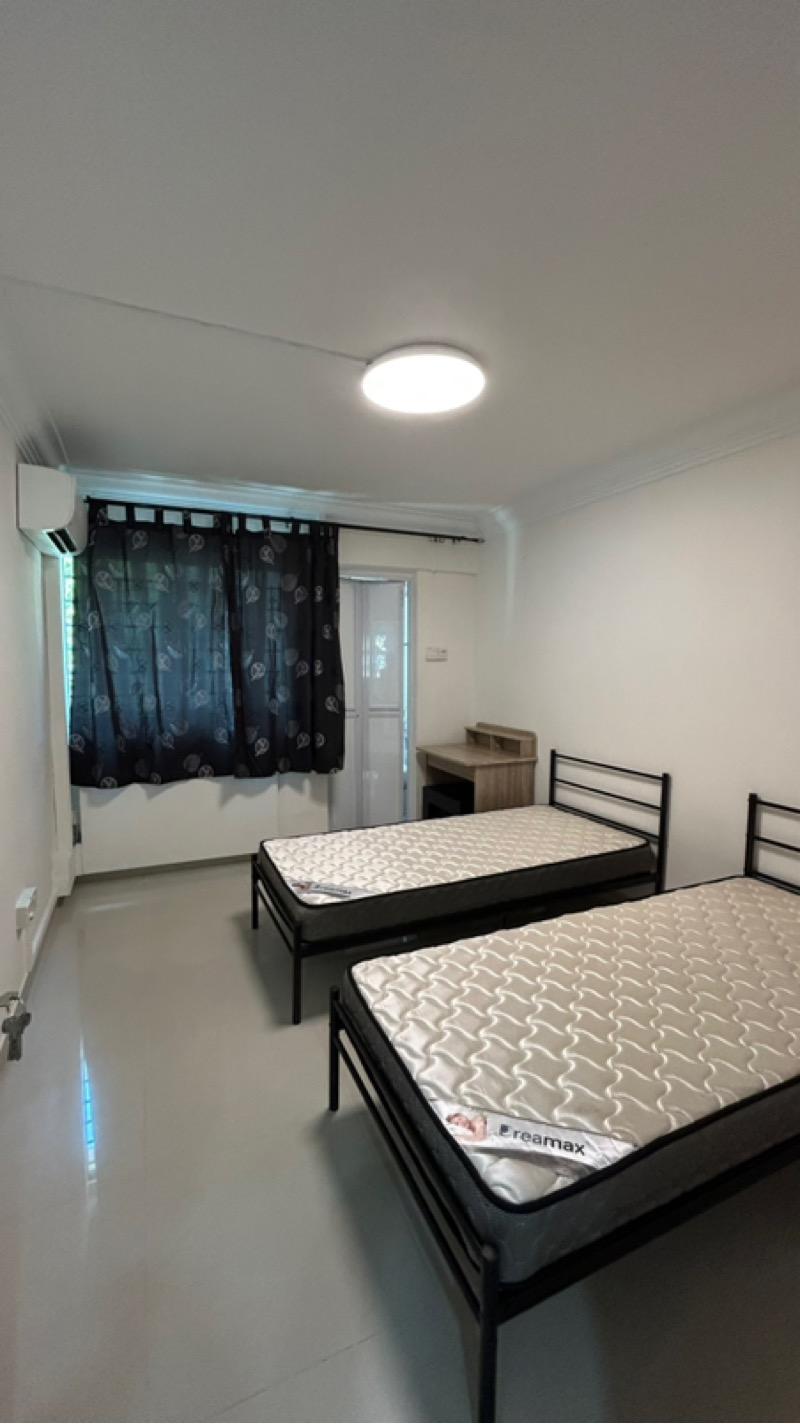 HDB Apartment for Sale, 678 Hougang Avenue 8 HDB Apartment For Sale, $568,000, 3 Bed 2 Bath 904 sqft $628.00 psf, SGD 568,000 | 99-year Leasehold