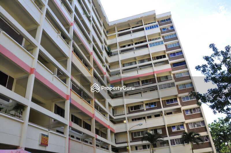 705 Hougang Avenue 2