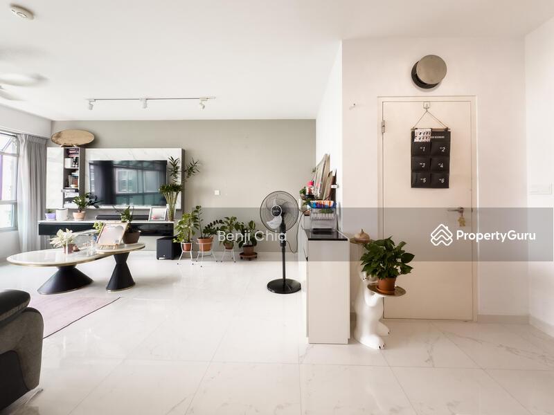 Prop-GPT: HDB Flat: D27  101A Canberra Street