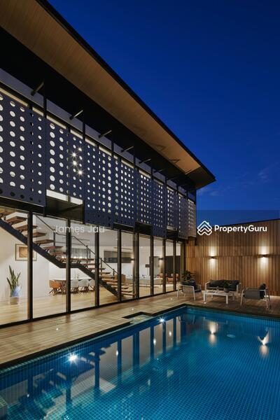 Prop-GPT: Bungalow: D15  Almost sold! Best priced Rare 11K land for sale in Goodman area. Bungalow zone!