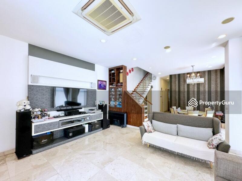 Prop-GPT: Semi-Detached: D28 Seletar  D28  8.7.0.0.6.6.6.1 Modern 3.5 Sty Semi-D @ Mugliston Park