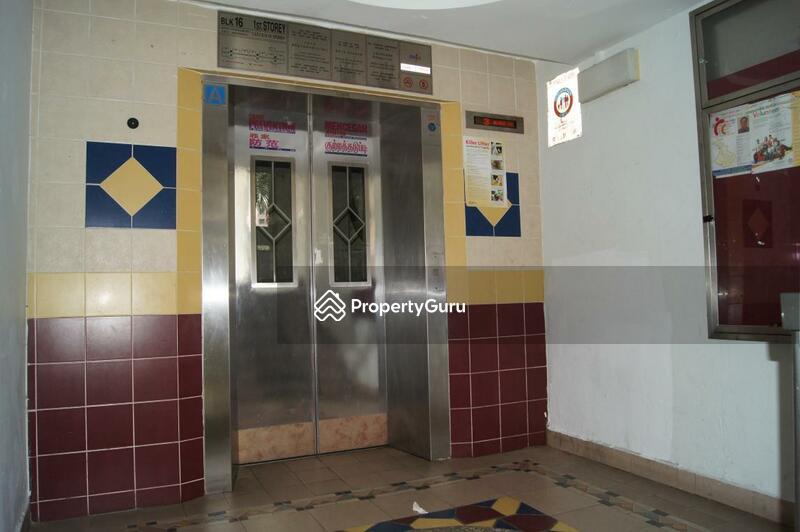 HDB Flat for Sale, 16 Telok Blangah Crescent, SGD 468,000 | 99-year lease