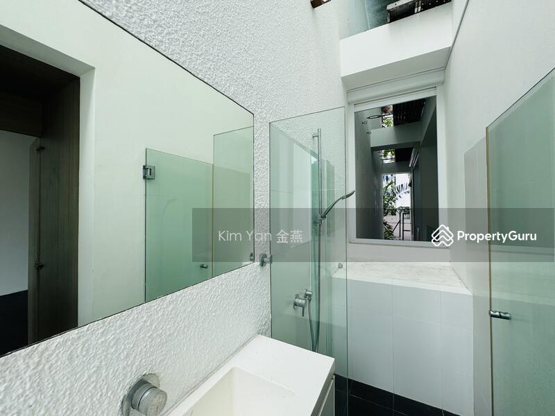 Terrace for Sale, Freehold terrae, 5 levels with Lift, Within Heart of Orchard,, SGD 6,900,000 | Freehold