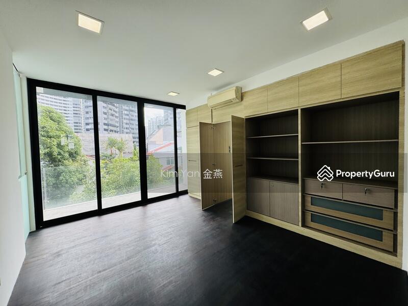 Terrace for Sale, Freehold terrae, 5 levels with Lift, Within Heart of Orchard,, SGD 6,900,000 | Freehold