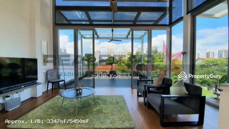 Prop-GPT: Semi-Detached: D15  Rare Goodman Lux Renovated 2.5 sty Semi-D 