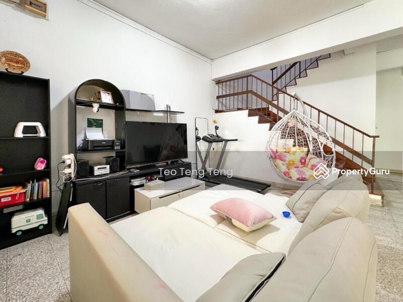 Prop-GPT: Terrace: D19  JALAN BUNGA RAMPAI