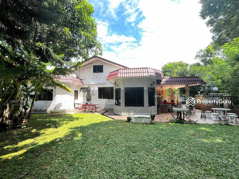 Prop-GPT: Semi-Detached: D25   SUPER CHEAP AND RARE CORNER SEMI-D FOR SALE 