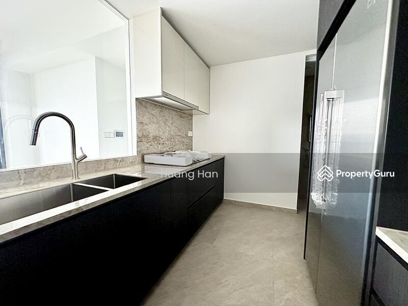 Condominium for Sale, Liv @ Mb, SGD 3,560,000 | 99-year lease