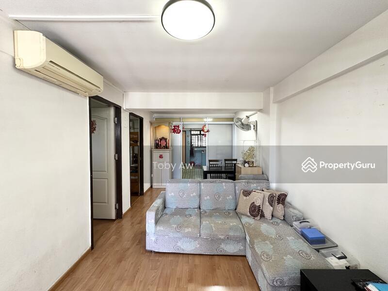 Prop-GPT: HDB Flat: D12  64 Kallang Bahru