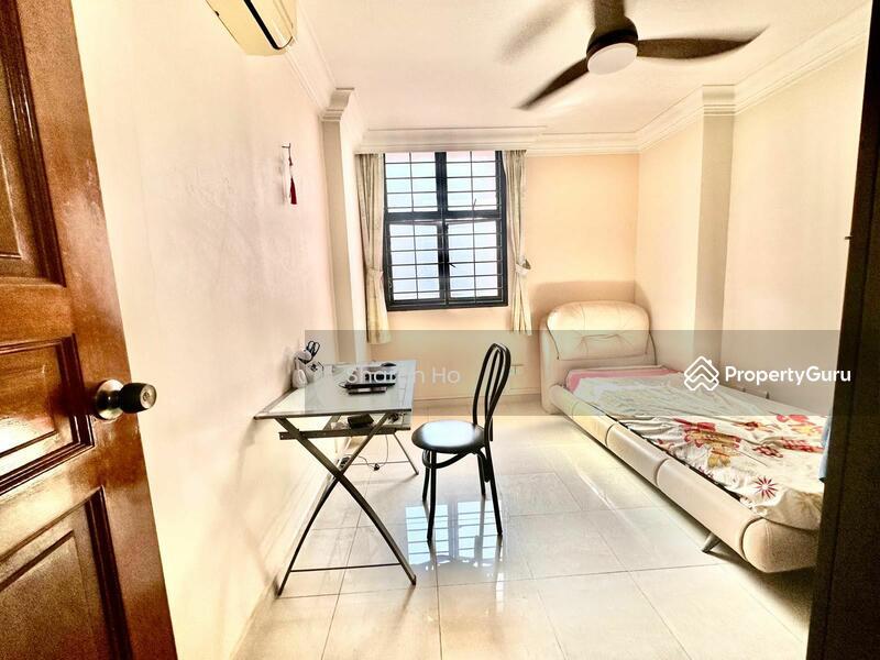 HDB Flat for Sale: D27, 751360