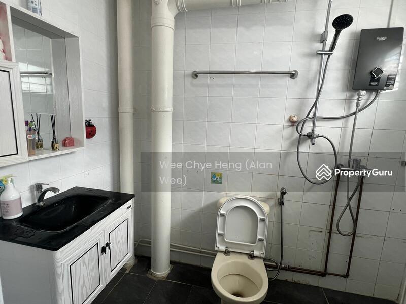 HDB Flat for Sale, 502 Jelapang Road, SGD 598,888 | 99-year lease
