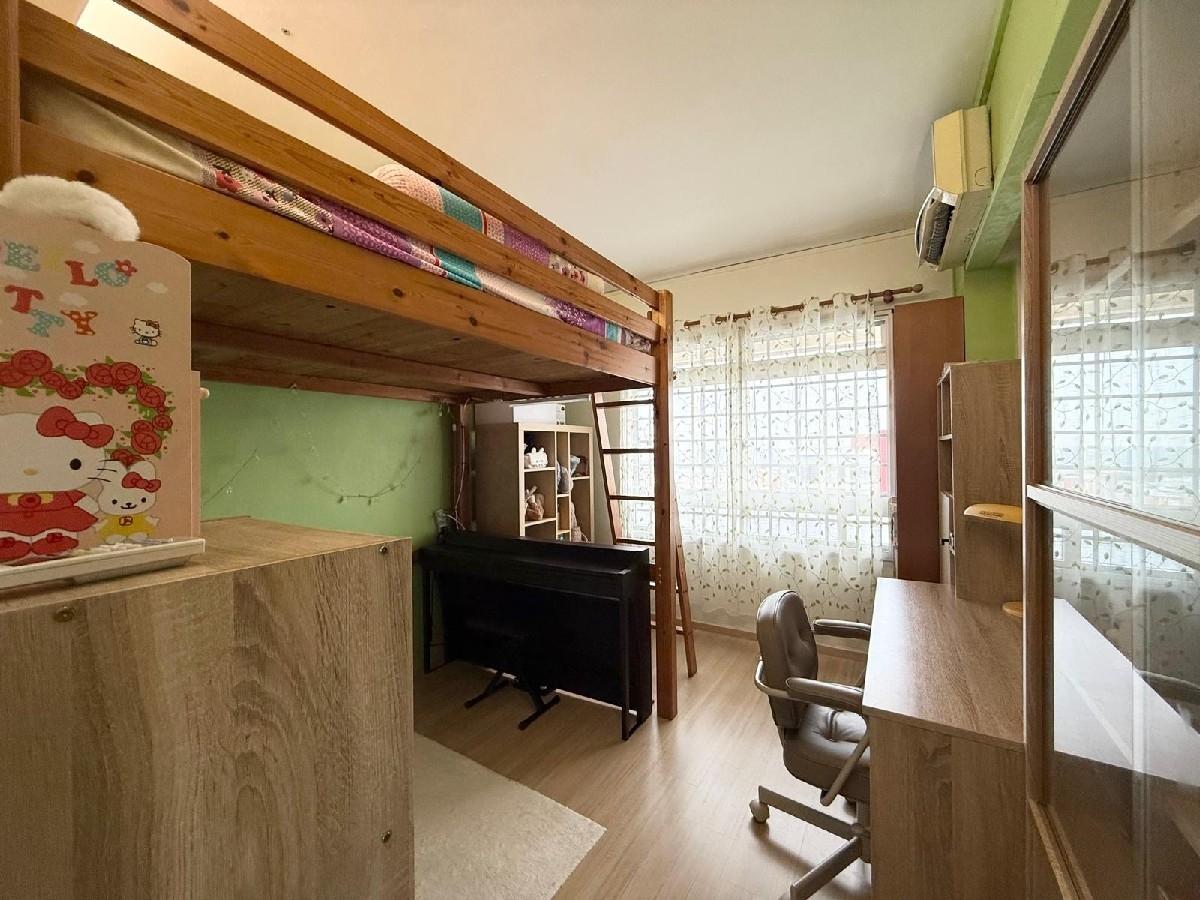 648 Jalan Tenaga HDB Apartment For Sale, $935,000, 3 Bed 2 Bath 1,302 sqft $718.00 psf