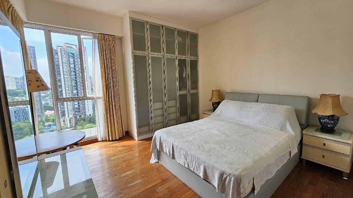 Alessandrea Apartment For Sale, $2,380,000, 3 Bed 3 Bath 1,098 sqft $2,168.00 psf