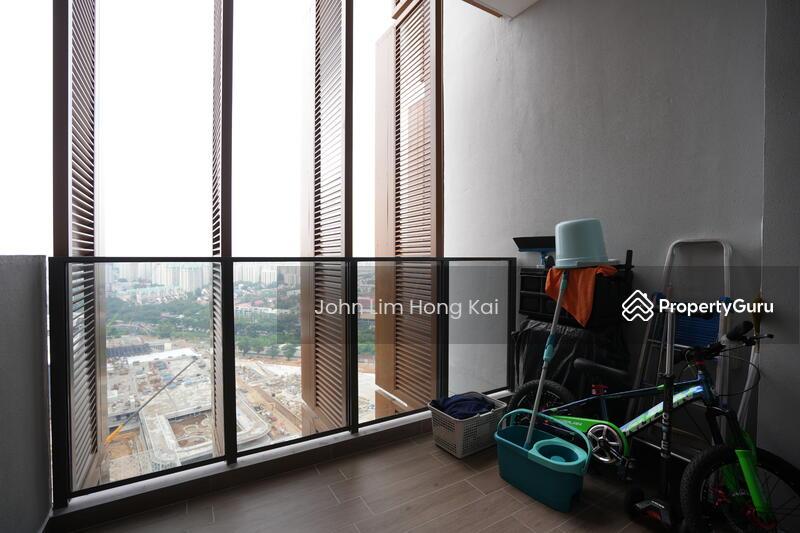 Prop-GPT: Condominium: D23  penthouse, top floor, undervalue, highest floor, unblock view, brand new