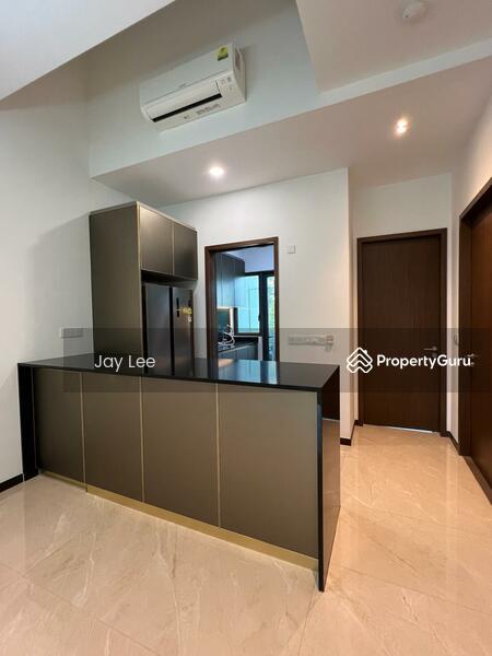 Prop-GPT: Condominium - Cluster House: D05  Rare 5 Bedrooms exclusive house with full facilities