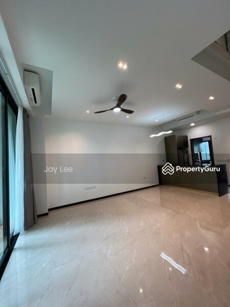 Condominium - Cluster House for Sale, Rare 5 Bedrooms exclusive house with full facilities, SGD 3,900,000