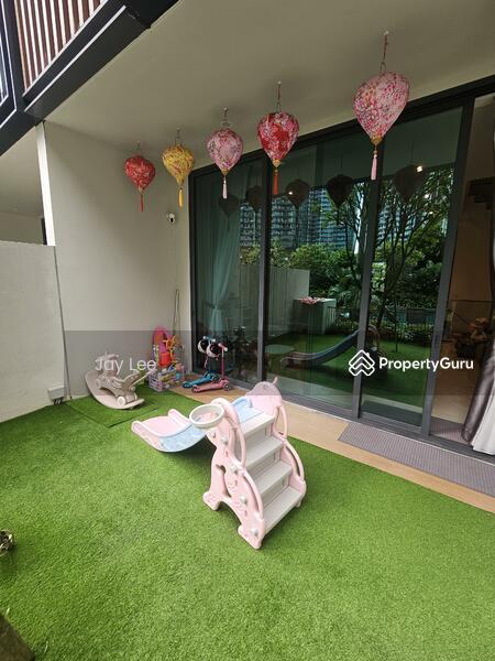 Condominium - Cluster House for Sale, Rare 5 Bedrooms exclusive house with full facilities, SGD 3,900,000