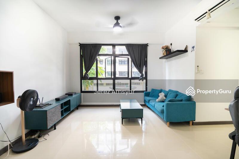 Prop-GPT: HDB Flat: D28 Seletar 458C Sengkang West Road