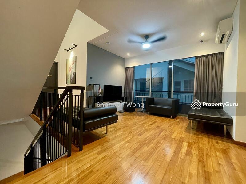 Corner Terrace for Sale: D16, 468034