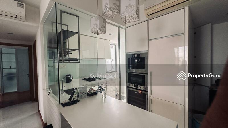 Condominium for Sale, The Shore Residences, SGD 1,950,000 | 103-year lease