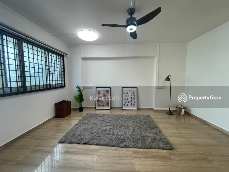 Prop-GPT: HDB Flat: D19  537 Serangoon North Avenue 4