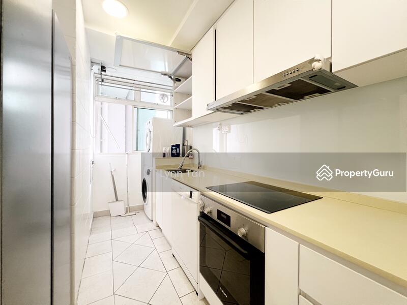 Apartment for Sale, Burlington Square, SGD 1,580,000 | 99-year lease