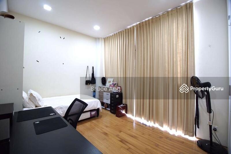 Semi-Detached for Sale: D17, 498899