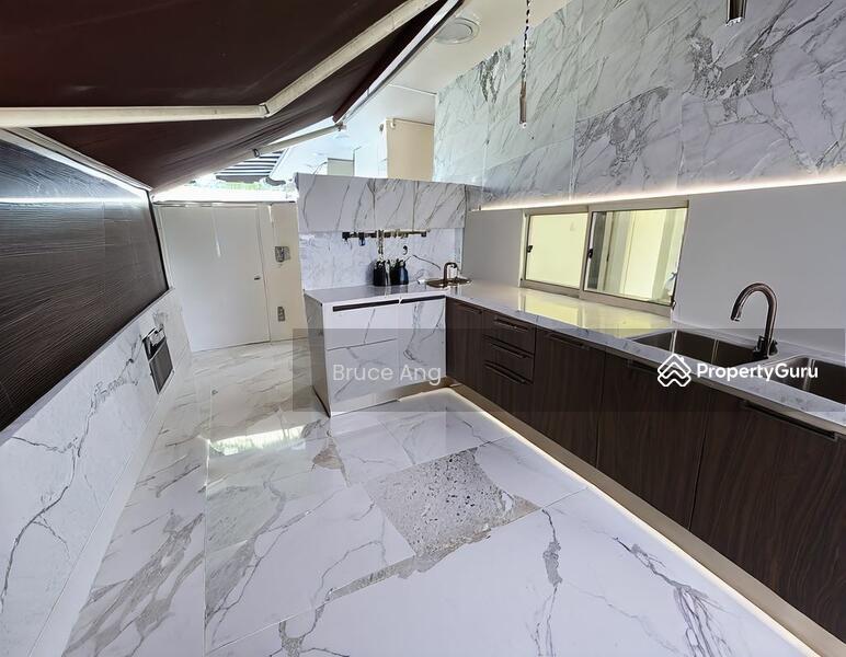 Semi-Detached for Sale: D17, 498899