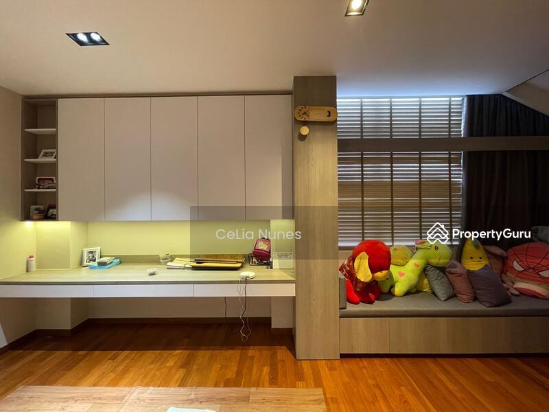 Bungalow for Sale, Beautifully renovated 3 storey Bungalow Aida Street, SGD 9,500,000 | Freehold