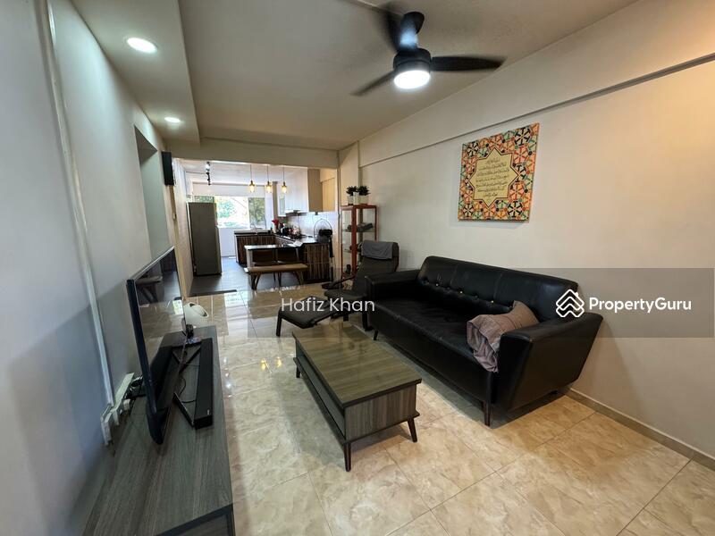 HDB Flat for Sale, 484 Jurong West Avenue 1, SGD 400,000 | 99-year lease