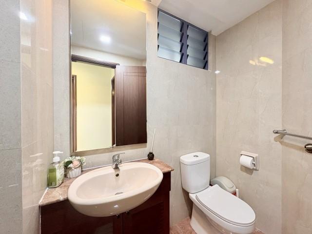 Sanctuary Green Condominium For Sale, $1,520,000, 2 Bed 2 Bath 775 sqft $1,961.00 psf