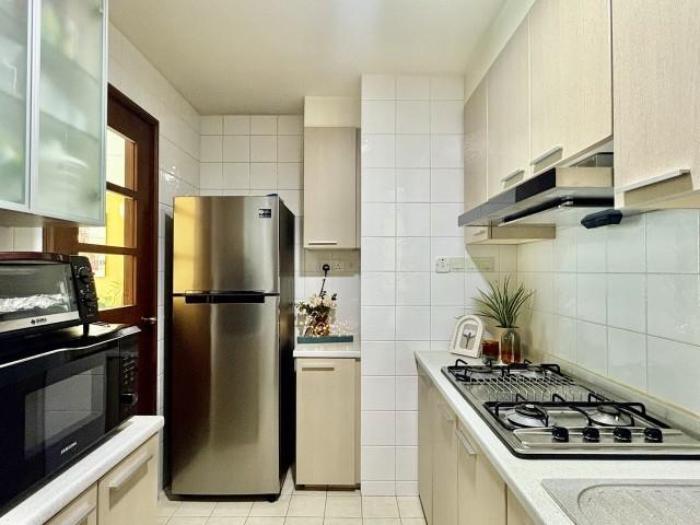Sanctuary Green Condominium For Sale, $1,520,000, 2 Bed 2 Bath 775 sqft $1,961.00 psf