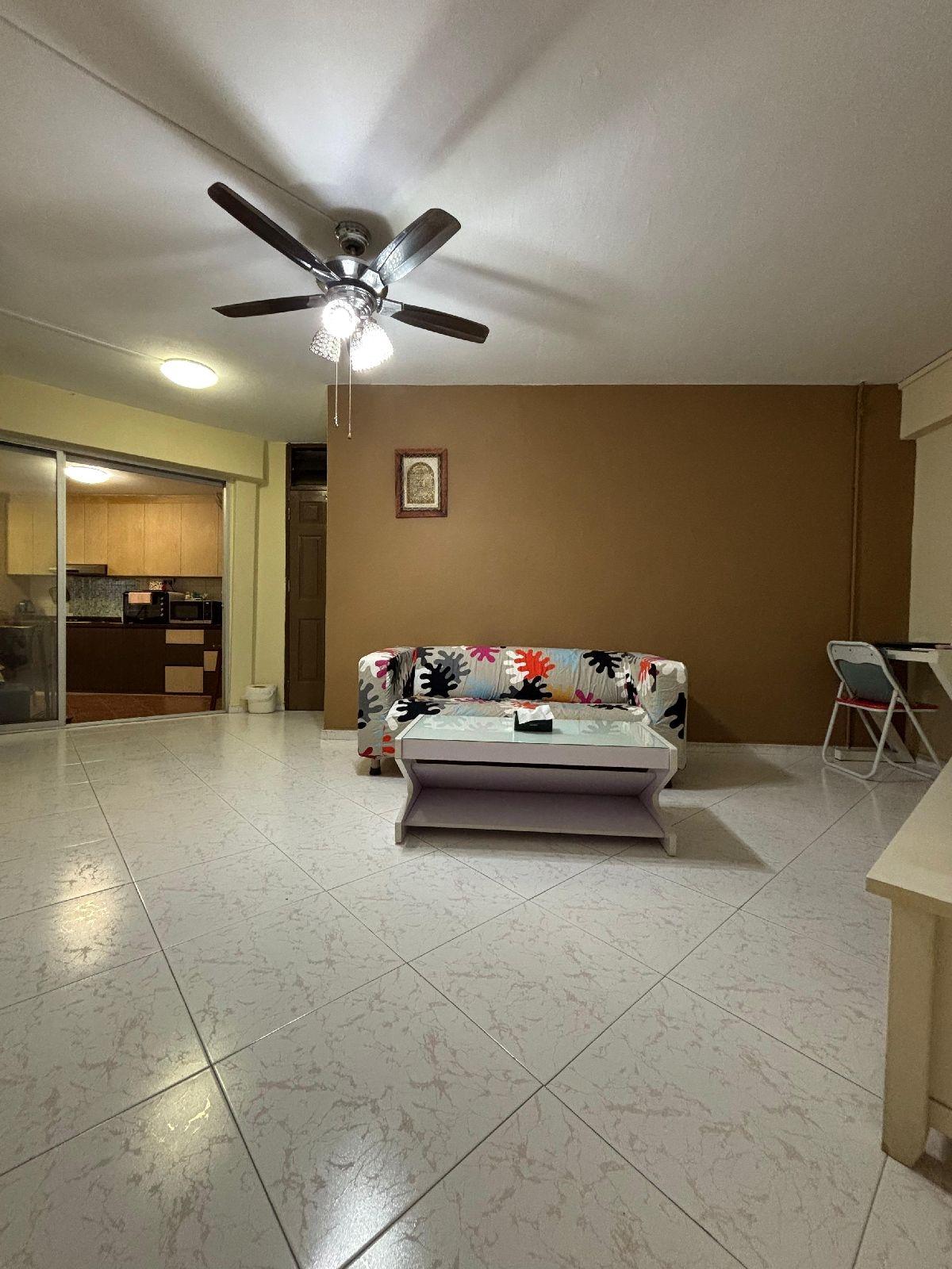Prop-GPT: HDB Apartment: D19  109 Hougang Avenue 1