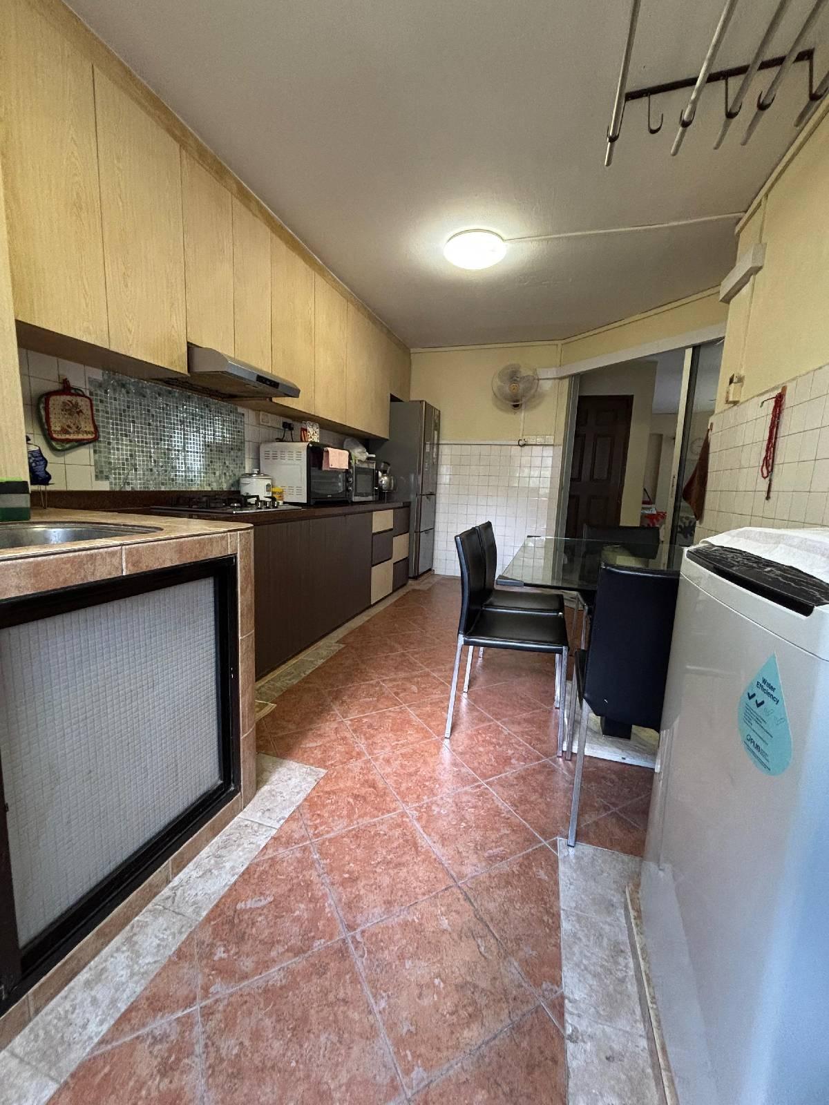 HDB Apartment for Sale, 109 Hougang Avenue 1 HDB Apartment For Sale, $430,000, 2 Bed 2 Bath 753 sqft $571.00 psf, SGD 430,000 | 99-year Leasehold