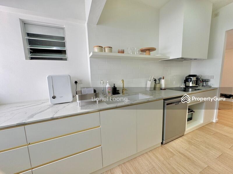 HDB Flat for Sale, 443B Fajar Road, SGD 868,000 | 99-year lease