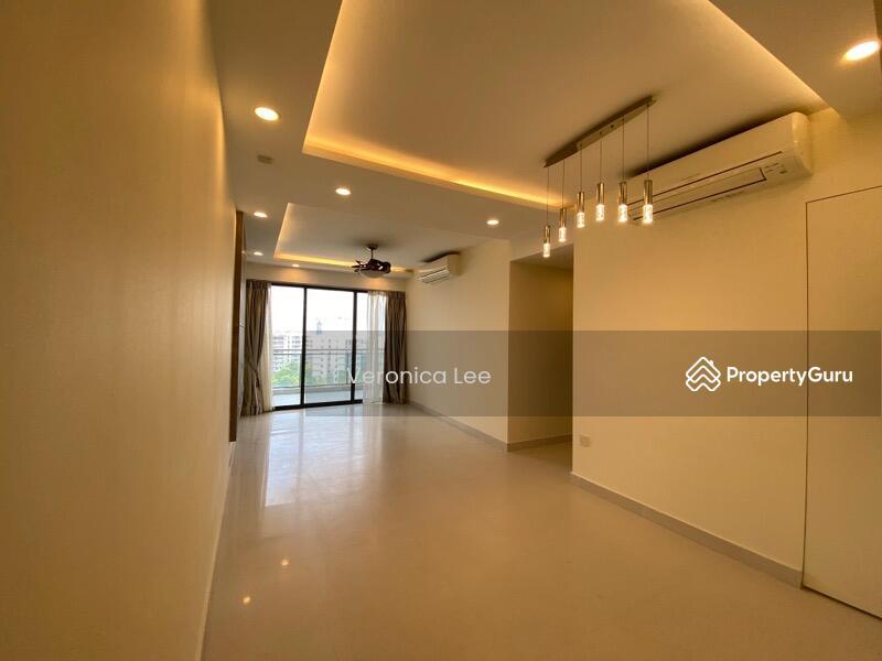 Prop-GPT: Condominium: D17  Parc Olympia