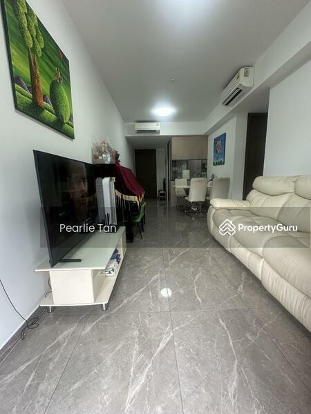 Prop-GPT: Condominium: D09 Cairnhill Kopar At Newton