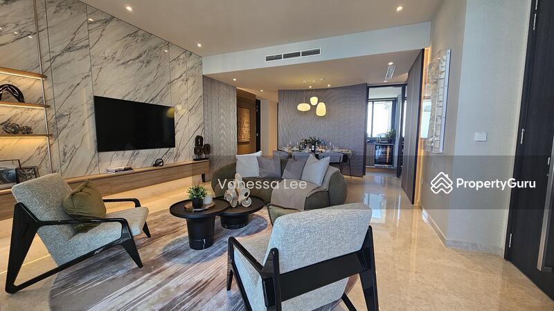 Prop-GPT: Condominium: D04  Cape Royale