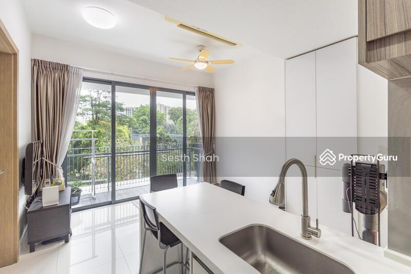 Prop-GPT: Condominium: D18 Pasir Ris The Palette